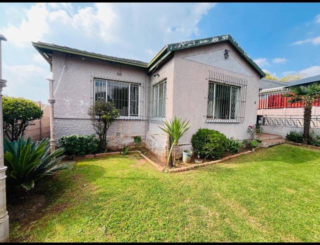 3 BEDROOM HOUSE FOR SALE IN KENSINGTON